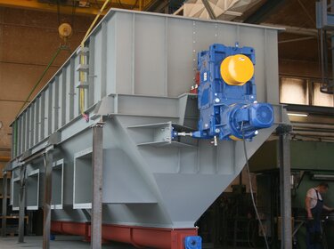 Wälzbett-Trockner WB-T zur Trocknung von Biomasse in einer Produktionshalle | © Allgaier Process Technology 2022