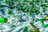 Top Performance Sorting | © Allgaier Process Technology 2022 Grünes und durchsichtiges Glas zum sortieren | © Allgaier Process Technology 2022
